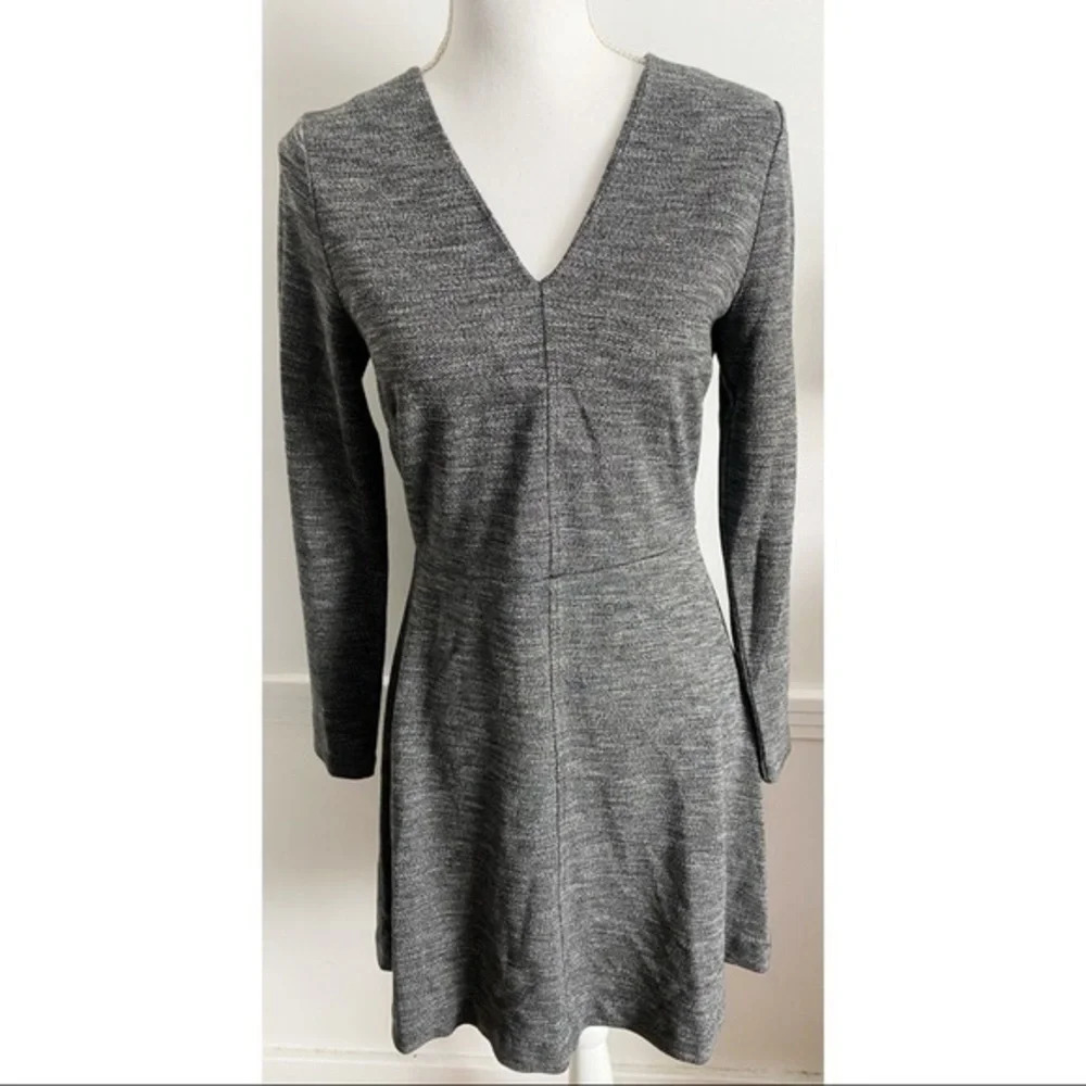 Madewell • Grey Bridgewalk V-Neck Dress